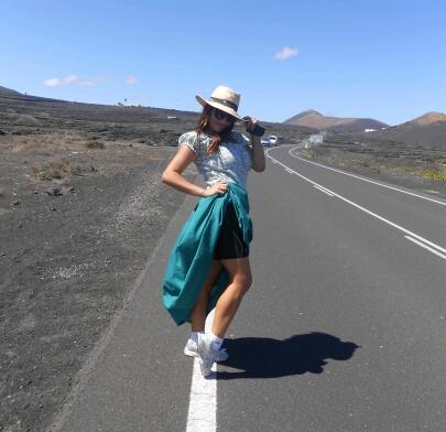 SritaCarol's tweet photo. Yo sexy en La Romería http://t.co/w3DV61nksQ