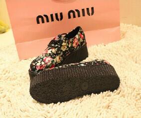 GirlsStopHere's tweet photo. IDR 220 pin:23818173 @MedanSale @apaajaIklan @otomatisiklan @Iklan24jam @Iklan_Medan #floral #olshop http://t.co/sbghPTK7Ez