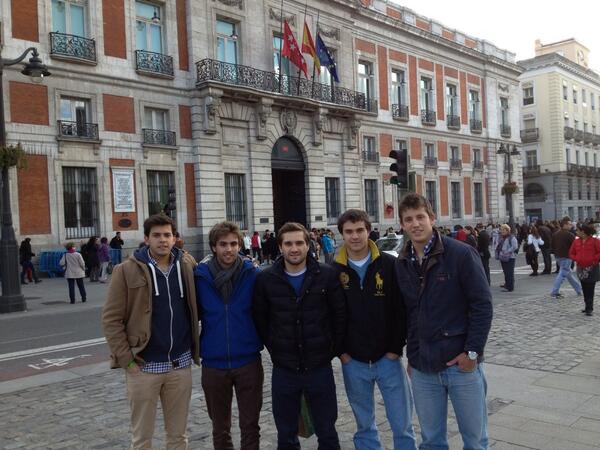 JaviSanchezV's tweet photo. @miguelmanza66 @AlfreOrtizS @eloymanzatinez @cvillam91 señores volvamos que nos reclaman! http://t.co/AUnaTOvZSd