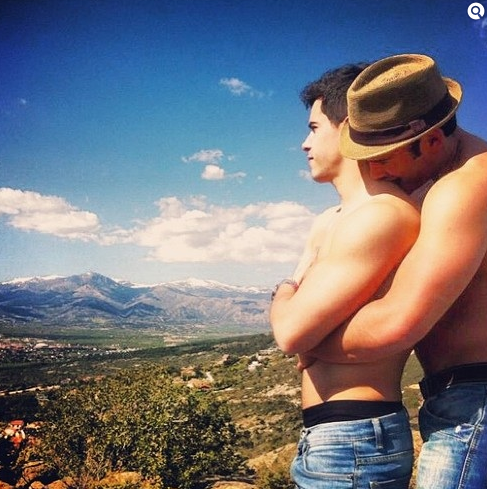 WeLoveGayPorn's tweet photo. #DudeOfTheDayUK #DOTDUK
#HugItOut http://t.co/gA0Q8VAUO6