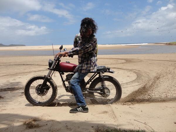 TAKASjozz's tweet image. @MKustom bermain apapun asal senang :D cc: @yanuarbrindil