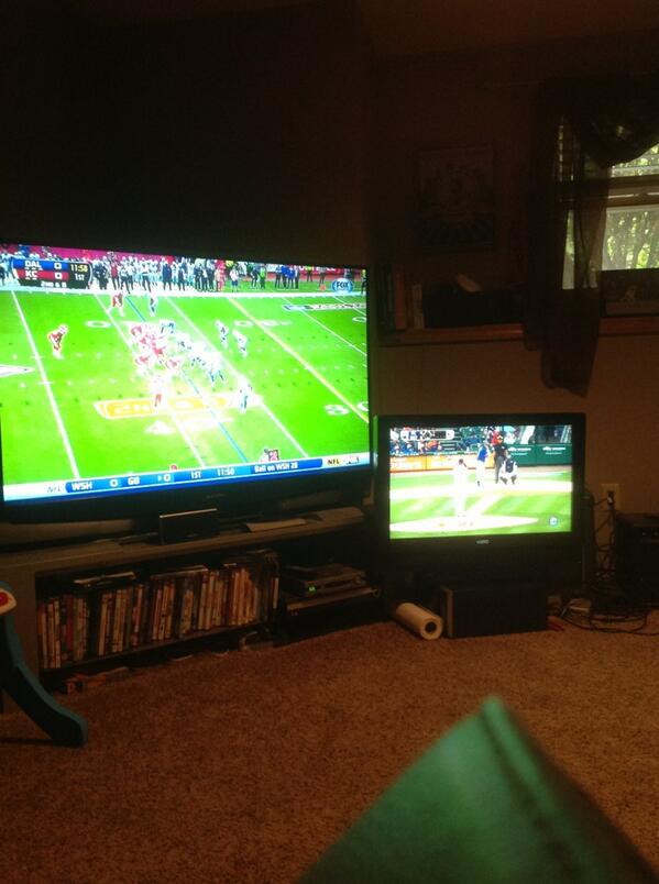 AmandaHeady's tweet photo. what happens when the chiefs and a competitive royals team play at the same time @brandonh98 #chiefs #wildcard13 http://t.co/53naL83kvF