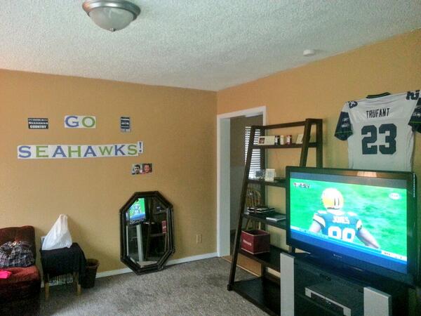 smstraggi's tweet image. Still rockin the @MarcusTrufant jersey! You will always be a #Seahawk in my heart @Seahawks #GAMEDAY #NFL4LIFE