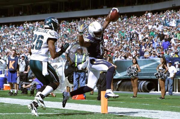 skyyoung27's tweet image. @EddieRoyalWR good job today #3Touchdowns!  #SDvsPHI