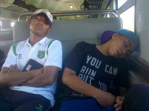 ASHAPUTRA11's tweet photo. Duo Menanggal -_- http://t.co/oDr81uGuKR