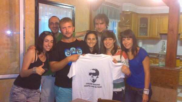 acovexviv's tweet photo. En el cumple de @ChuckNacho !! http://t.co/xr9483uuSS