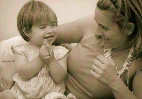 versoshits's tweet photo. Niños con sindrome de down no son un problema son una Bendición http://t.co/EJdfKtYNLu