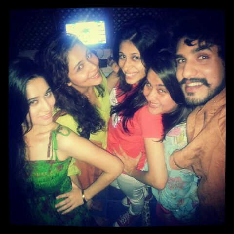 Embedded image permalink