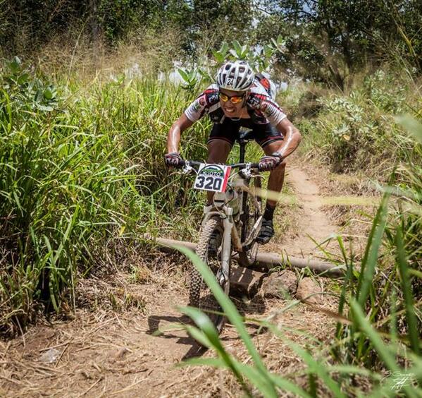 MyCarloss's tweet photo. Bauxilum MTB. http://t.co/pD5PaTgASA