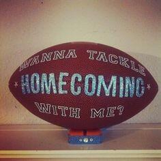 LHCouples's tweet photo. Cute way to ask someone to Hoco! http://t.co/DNpNT2ums9