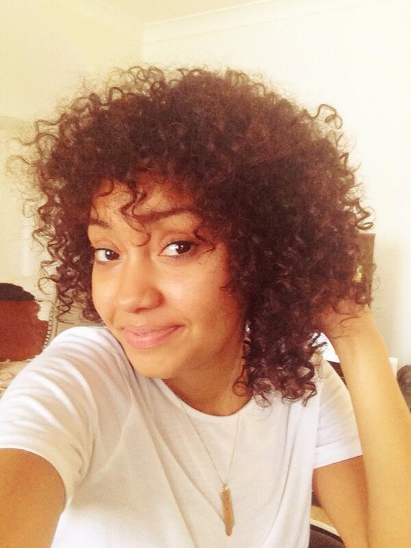 Its an all natural one today! #nomakeup #naturalhair embrace it! X leigh x