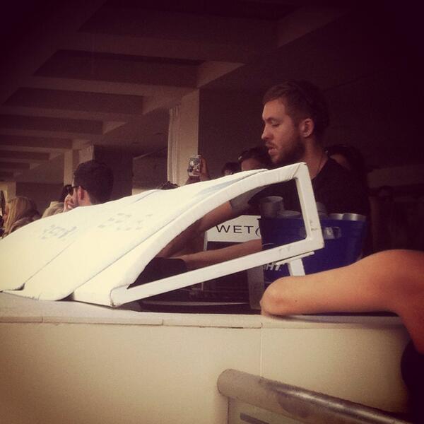 xLisaSpeersx's tweet image. Love this man too much #connection #3ofthem ❤ @CalvinHarris ❤