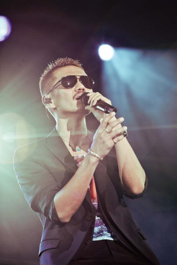 ローソン Twitterren ローソン Exile Atsushi Special Solo Live 鑑賞ツアー In Hawaiiが決定 ハワイ ホノルル開催のliveは9 23 月 17時まで抽選申込受付中 Http T Co 3hqwaxf40f Http T Co P8gnowhysf