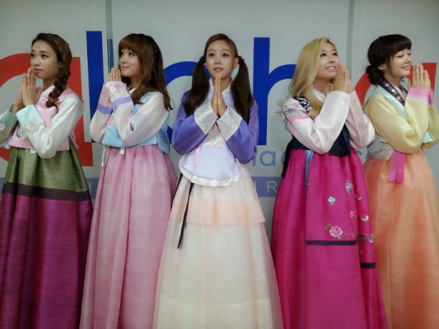 BURmY38CUAADIZL.png:large