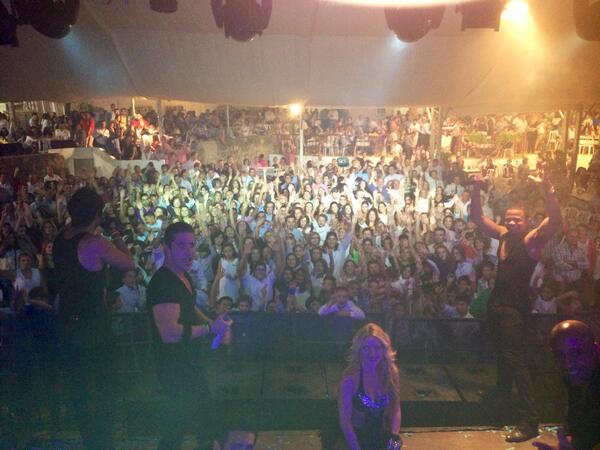 la_tentacion_T's tweet photo. Bujalance, que bonito es volver después de dos años y que nos recibáis así. GRACIAS, hasta siempre. Volveremos. http://t.co/nFBZHipAqM