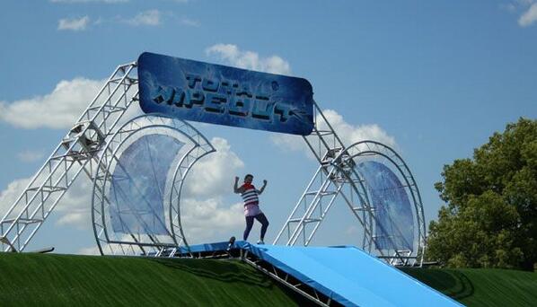 What would YOU shout at the start of the #Wipeout course? Tell us…