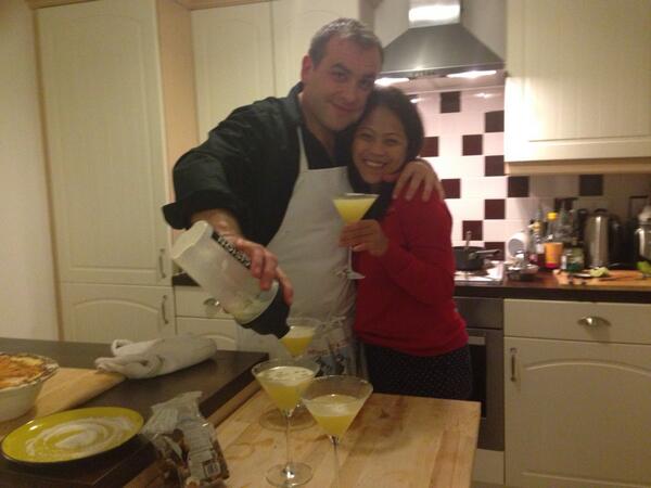 deleon_mye's tweet photo. @NicGeorge3 best cocktail mixer of the season! #ilovesyouhoney http://t.co/0sle9J5AY2