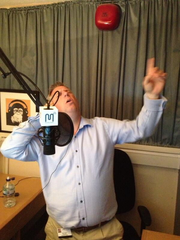 DadsCantDance's tweet image. Elwood grooving while doing DCD to Bus Stop by #FatBackBand