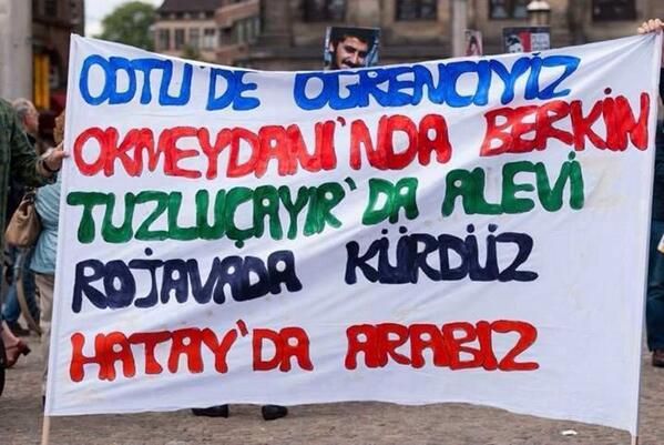 burcintuncer's tweet photo. Dunki Amsterdam eyleminden bir başka foto. Pankart birilerinin damarına basmış http://t.co/38VpyUWNmT