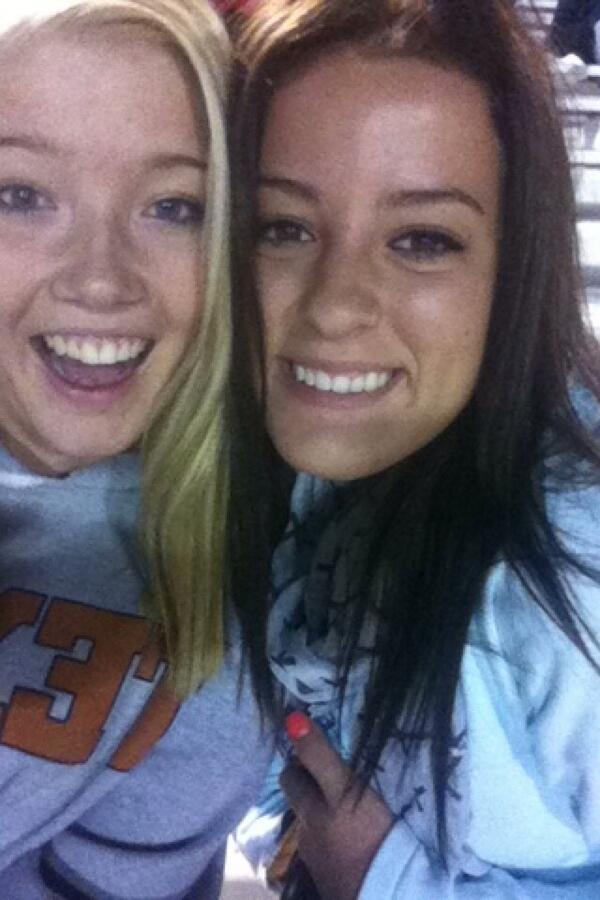 stingg_rae's tweet image. I look retarded but I love youuuuuuuuuuuuu👭😘😍😄☺😋✨👍💕💗🌺⭐🎉 #cantwaitforthisweekend