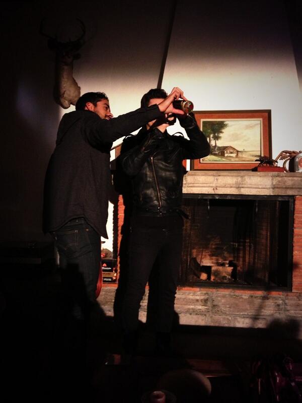 Domingo doble. RT si estas #EscuchandoDivisión