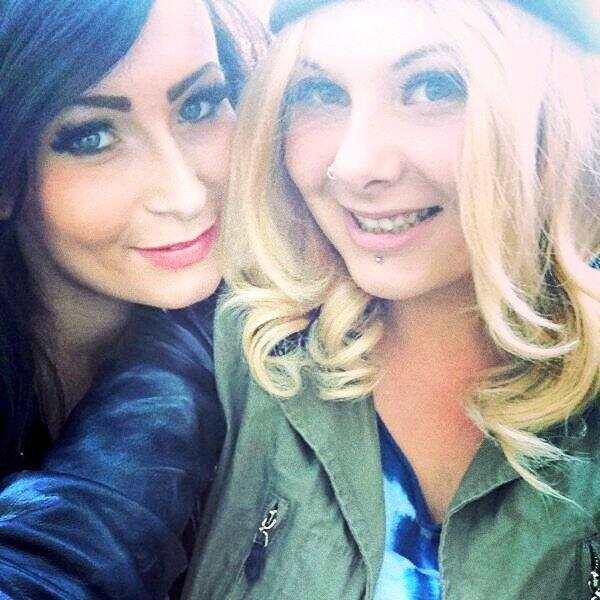 BevDennington1's tweet photo. #hayleigh#blondie#curls#love#you http://t.co/IHPmWEdGXH