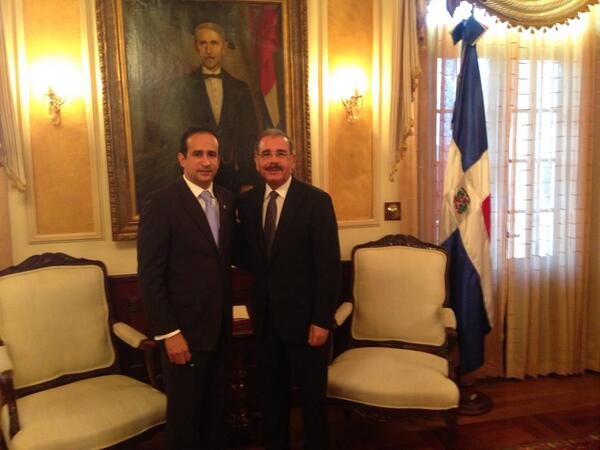 VSuarezd's tweet photo. Muy buena reunión con el presidente @DaniloMedina. Buen trato y resultados para nuestra Provincia de Santiago. http://t.co/PrbXOrWYCG