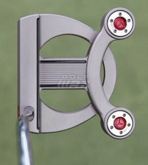 D_green26's tweet photo. Got a new putter boys @tgirardet19 @Fedoshanko http://t.co/QESVHXCLna