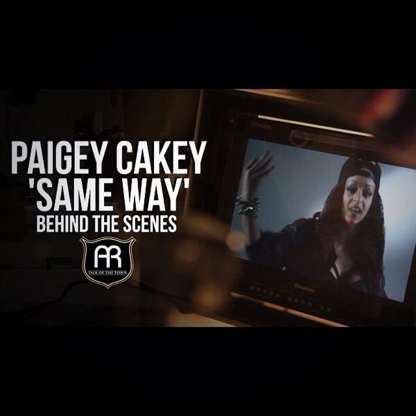 Paigey_Cakey's tweet image. The behind the scenes video for my new track #SAMEWAY will be out at 8pm!