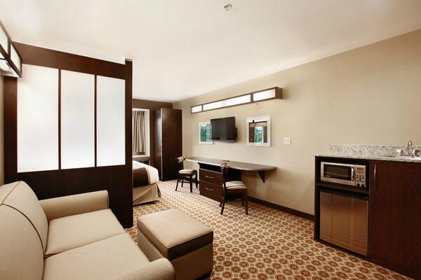 MicrotelSlidell's tweet photo. @voodoofest Save 25% on room  Microtel Slidell 985-863-7310 Code:V25 Drive a little, Save a lot..mins away from fest! http://t.co/zRfQ0n57PP