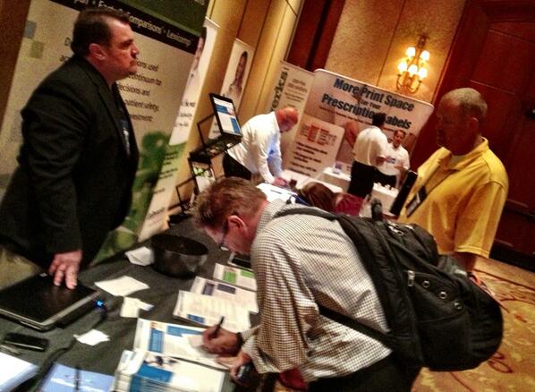 RxcomCHN's tweet image. @wolterskluwer booth busy at #PharmacyForum