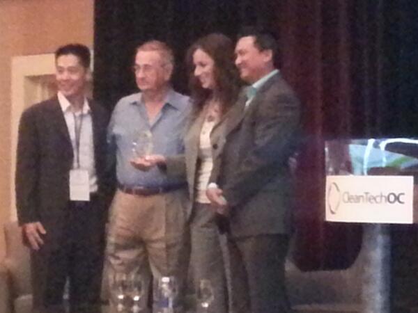 MetaGuard1000's tweet image. #CleanTechOC Company Of The Year Award announced! Winner is Earth Friendly Products! #Cleantech#CleanEnergy #startups