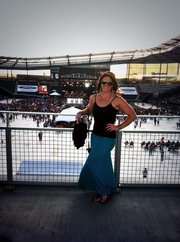 EL_larson3's tweet photo. @flatlandsfest Saturday at @SportingKC http://t.co/Z5Gwh6edpL