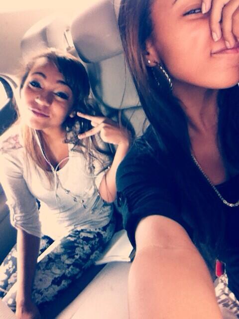 Watch Lezzy Lez's leaked NSFW photo on TwXstars