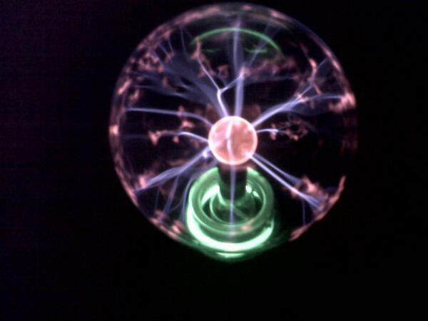 MissPaula____'s tweet image. Plasma Sphere #ScienceExhibit