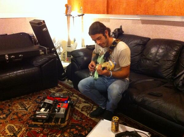 JohnWelshBand's tweet photo. Recording at greenhouse studios with guitarist kyler pierce of @harmawhiteband @Digorysmallz http://t.co/nTaDq7p2A4