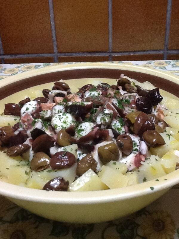 @GialloZafferano ecco la cena di ieri con tocco personale però ;) insalata di #polpo e #patate con #olivetaggiasche