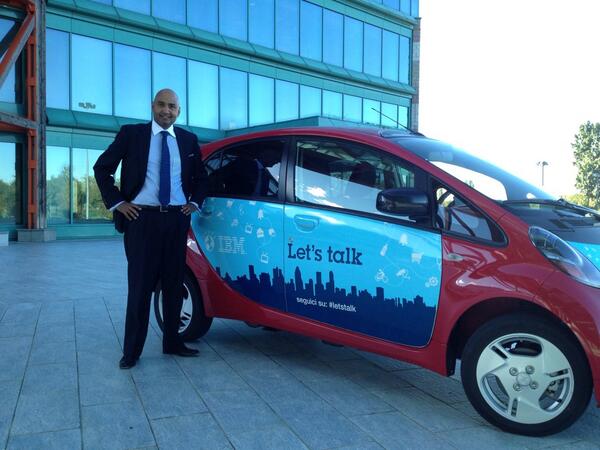 SurjitChana's tweet photo. Fun way to get to work via @sensingcar  in Milan. Txs for the ride and insight on how to make things smarter ! http://t.co/g0nAJpgAHD