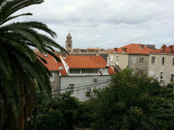 laqueenDuran's tweet photo. Los tejados de dubrovnic http://t.co/hTceOANWpt