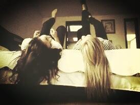 Majo_Gar's tweet photo. <3<3 twins :D http://t.co/JJG3ooNJBa