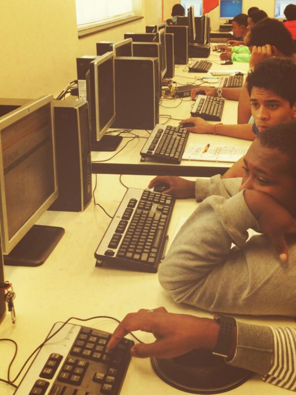 MsKLWard's tweet photo. Students engaging in a partner research presentation! #zbvance #pltwied #vaoe http://t.co/3HwD8XTAfH
