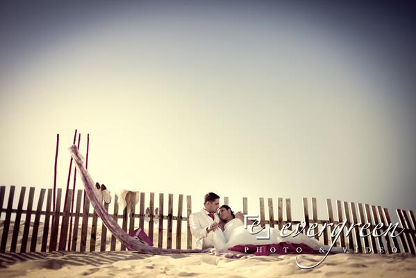 Evergreenbodas's tweet photo. Nuestra pareja David y Anne.Porque el amor también se demuestra en el silencio de las palabras.EVERGREENBODAS http://t.co/7CScS9Fj7q