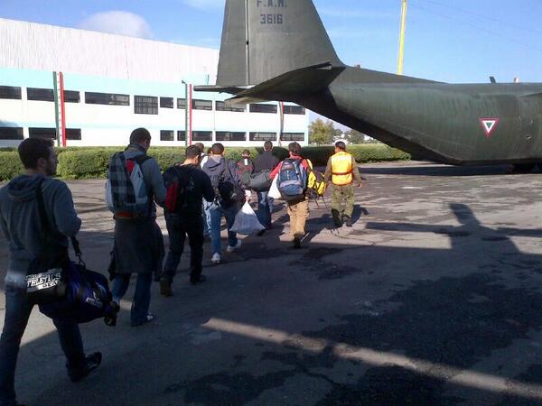 chapislevy's tweet photo. @Javier_Alatorre grupo de CADENA envía ayuda humanitaria a acapulco en conjunto con la marina , c hará acopio ... http://t.co/wZNVQJZqyG