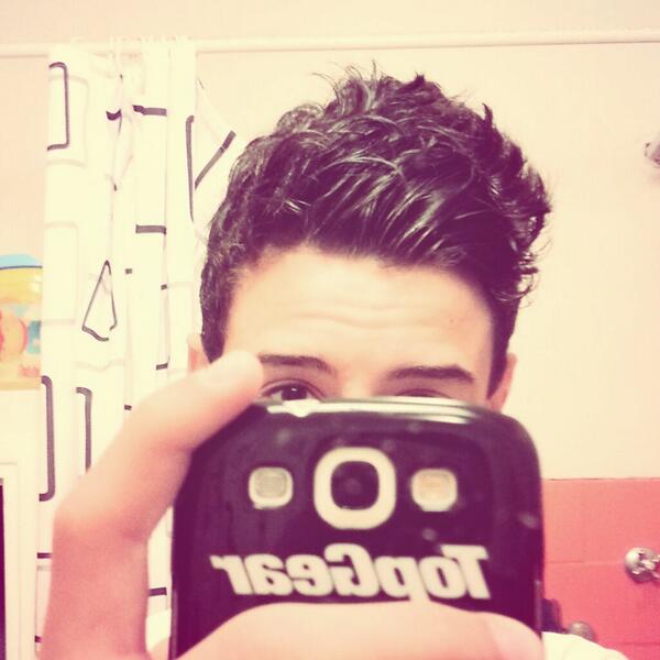 DanielfPronto's tweet image. The grand old monster :p #huge #ass #hair #monster #curlss #heheh #love #those #little #bitches :pp