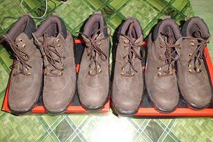 inikulitnya's tweet photo. @tjatur mORDER,stok terbatas. ada yang beminat, sepatu asli kulit sapi,sol kaca,safety.@inikulitnya http://t.co/2vLHCkCIFa