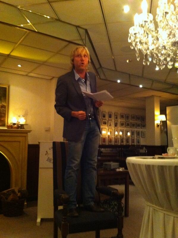 <a href="/franspollux/">Frans Pollux</a> messcherpe analyse voor slechts 850 euro tijdens jaarvergadering <a href="/venlostad/">venlostad</a>