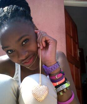 ThatoModwtoane's tweet photo. Invyt me girls please 2981E883 http://t.co/33jXwfEMeg