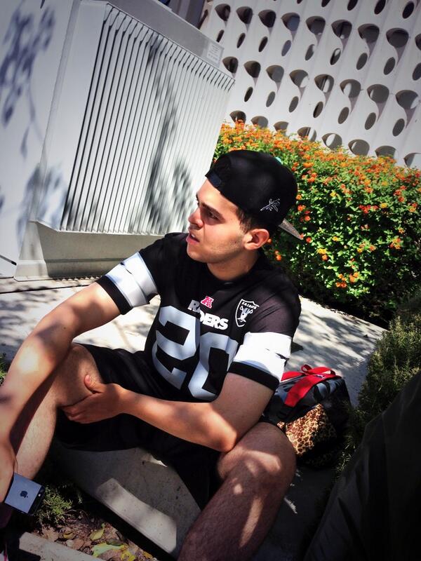 janoskians tweet picture