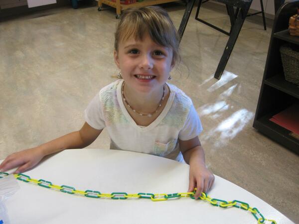 pdale2kids's tweet image. We made patterns in Grade 1 today! #patternsrepeat
