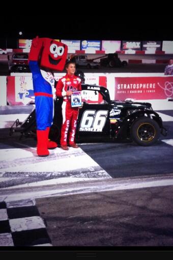 Watch Zane Smith's leaked NSFW photo on TwXstars